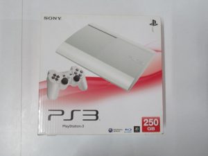 PlayStation3 250GB クラシックホワイト(薄型PS3本体・CECH-4200B )